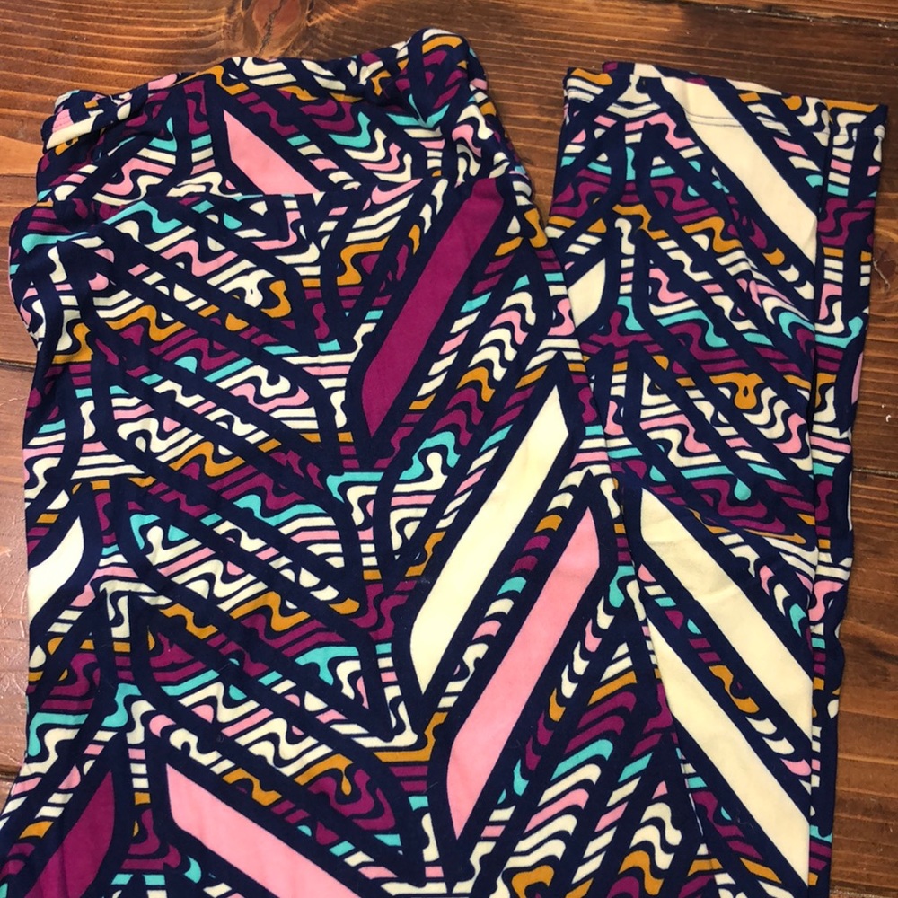 LuLaRoe TC2 leggings